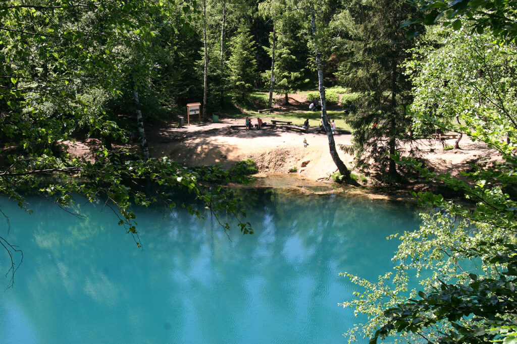 Kolorowe jeziorka w Rudawach Janowickich