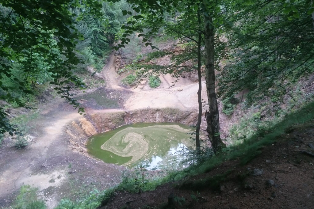 Kolorowe jeziorka w Rudawach Janowickich