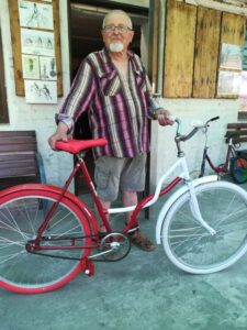 Muzeum Nietypowych Rowerów w Gołębiu