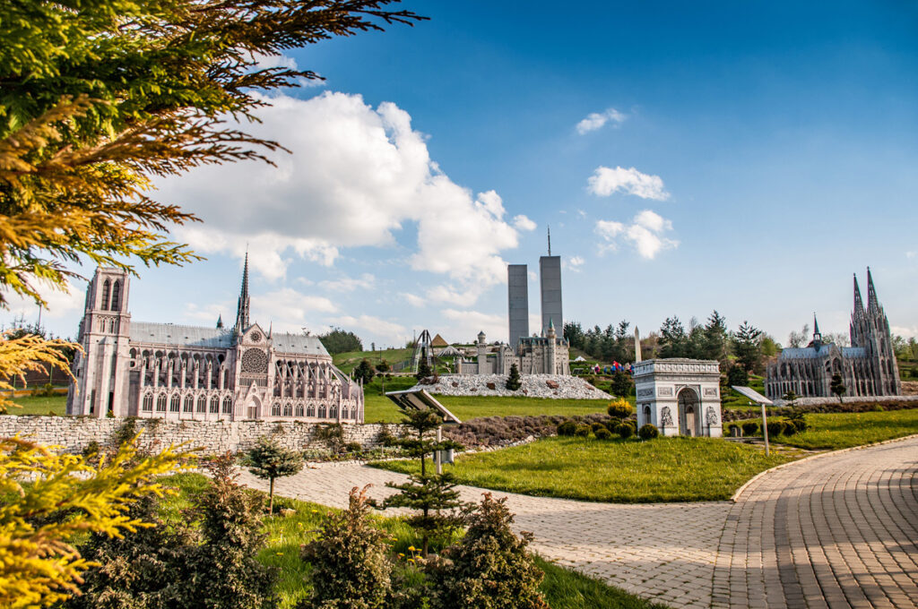 Sabat Krajno PARK Rozrywki i Miniatur