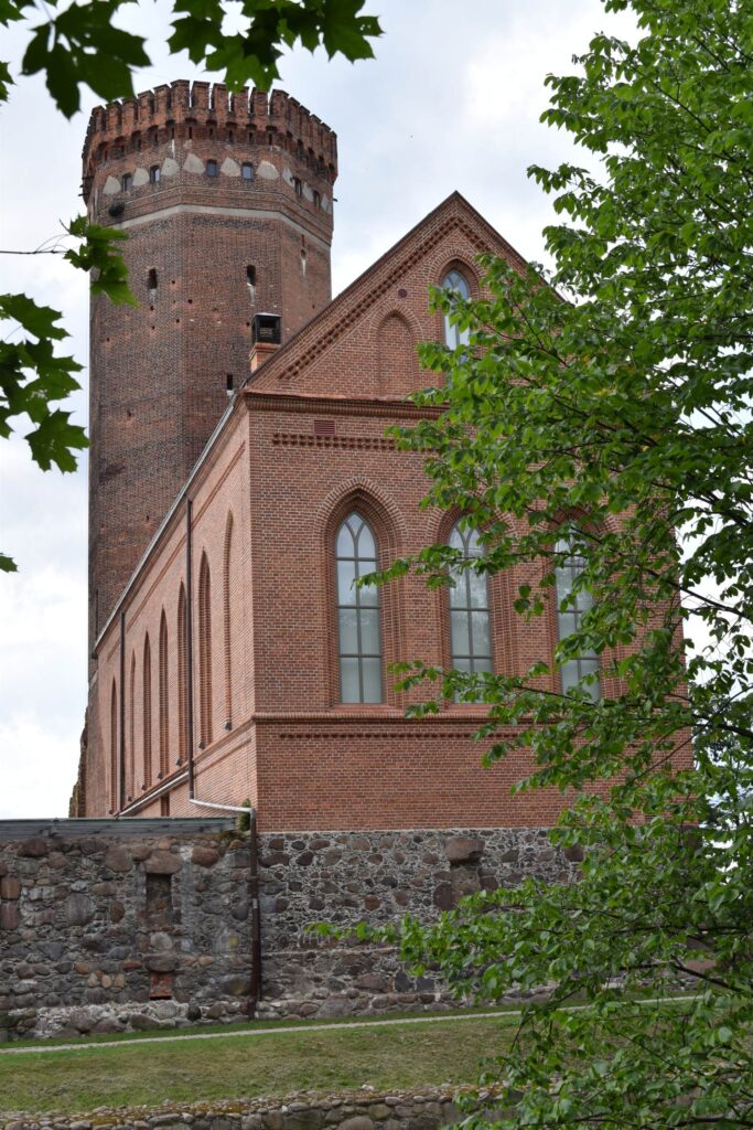 Zamek krzyżacki z wieżą w Człuchowie