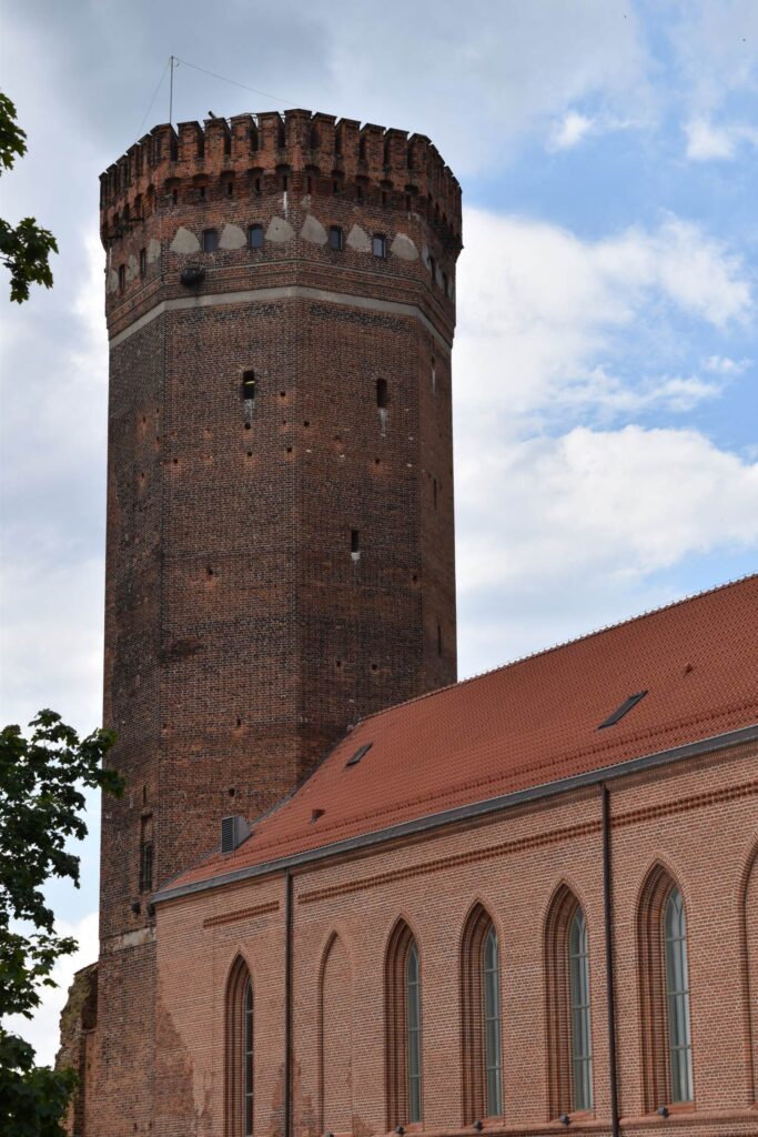 Zamek krzyżacki z wieżą w Człuchowie